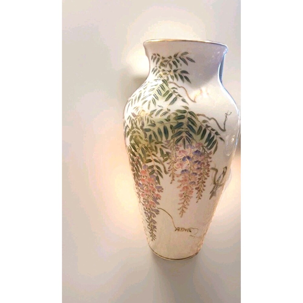 Vintage Shibata Japan Fine Porcelain Vase Flowering Wisteria Vine w Songbird 12"